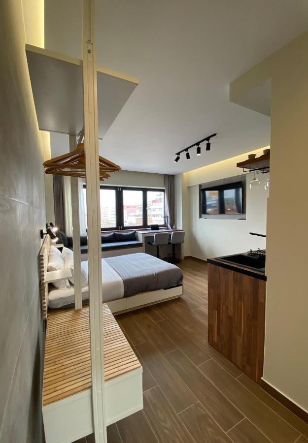 Celestial Luxury Skg Port Apartment Tesalonika Bagian luar foto