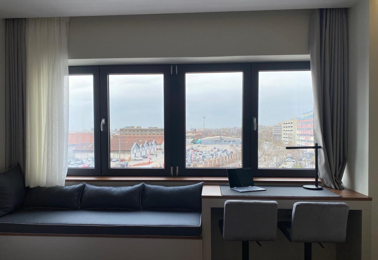 Celestial Luxury Skg Port Apartment Tesalonika Bagian luar foto