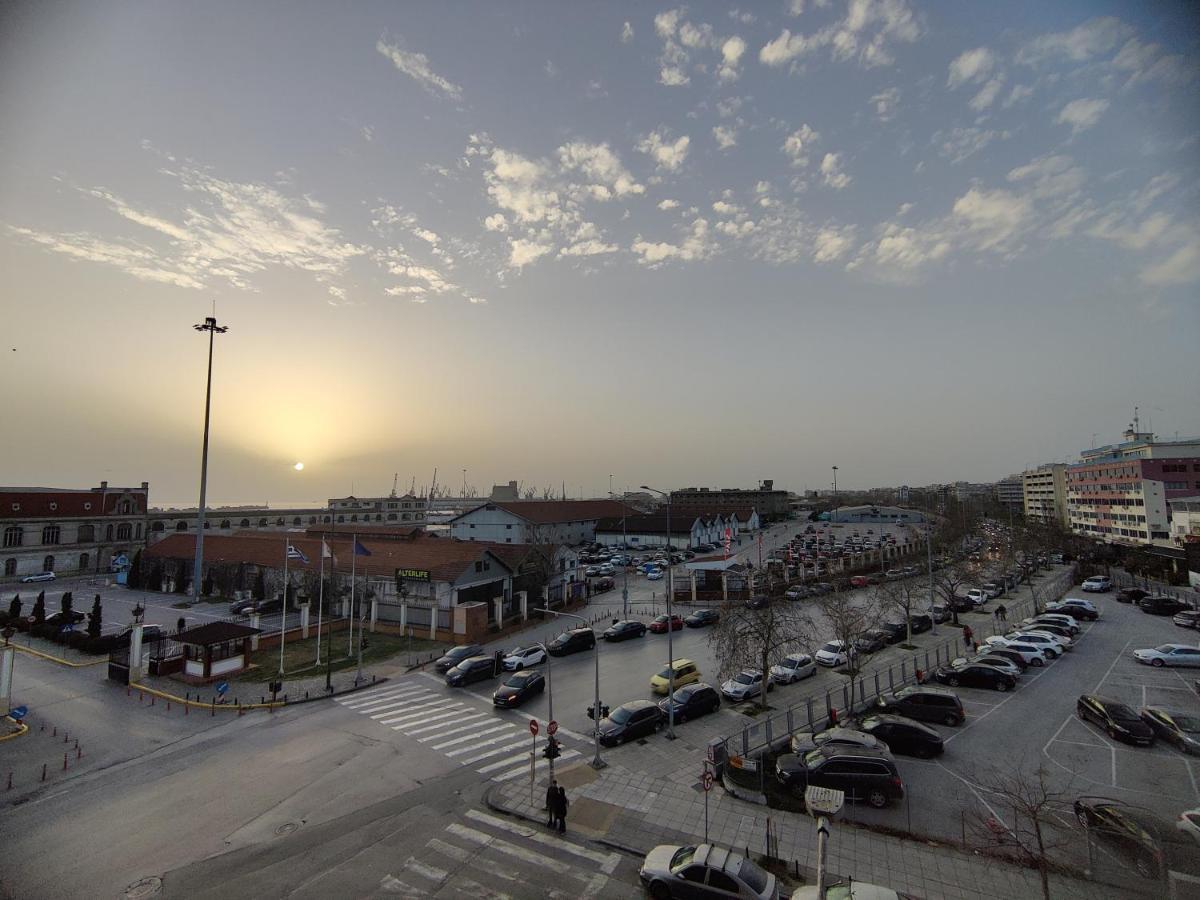 Celestial Luxury Skg Port Apartment Tesalonika Bagian luar foto